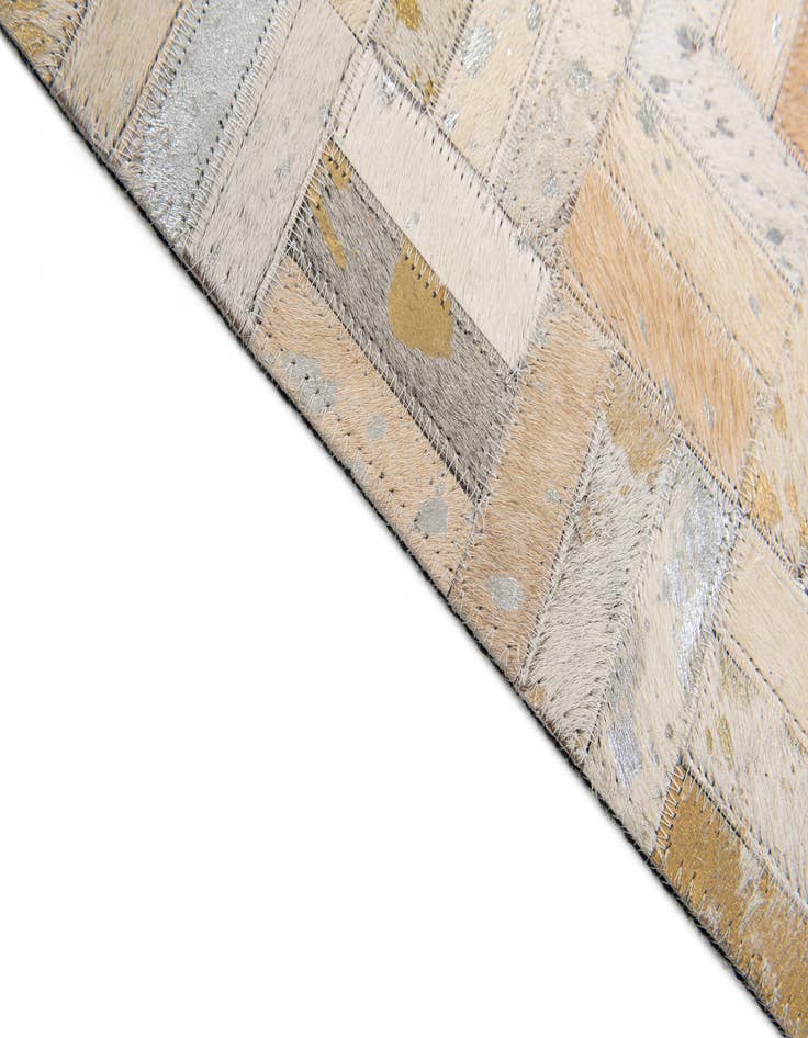 Detail image of 5' x 8' Cowhide Stocks Rug
