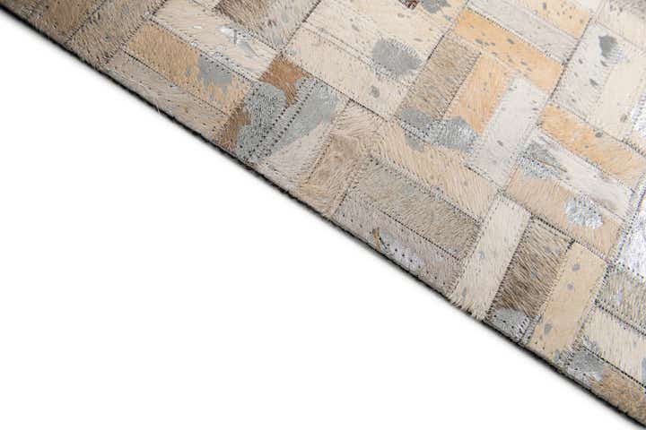 4' 11 x 7' 10 Cowhide Stocks Rug