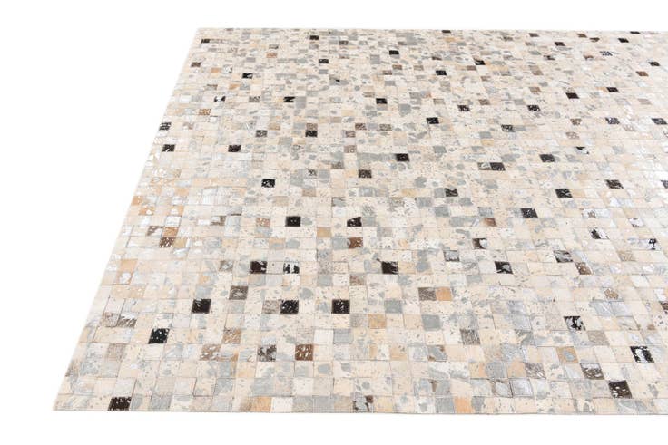 Detail image of 5' 4 x 7' 6 Cowhide Stocks Rug
