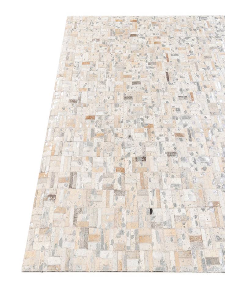 Detail image of 4' 11 x 8' 1 Cowhide Stocks Rug