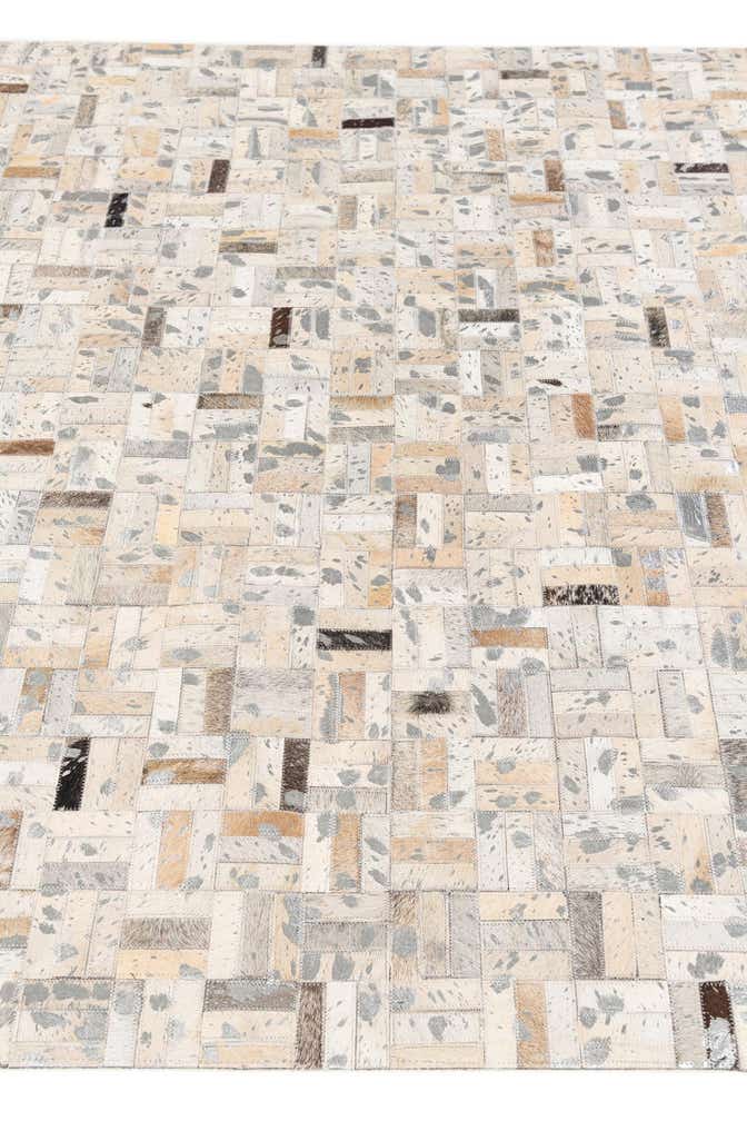 5' x 8' Cowhide Stocks Rug