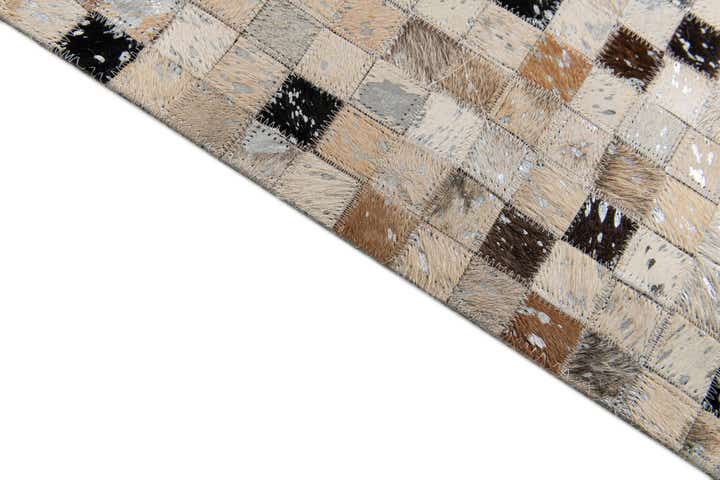 5' 3 x 7' 6 Cowhide Stocks Rug
