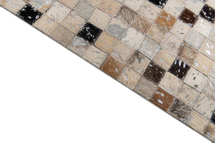 Detail image of 5' 3 x 7' 6 Cowhide Stocks Rug