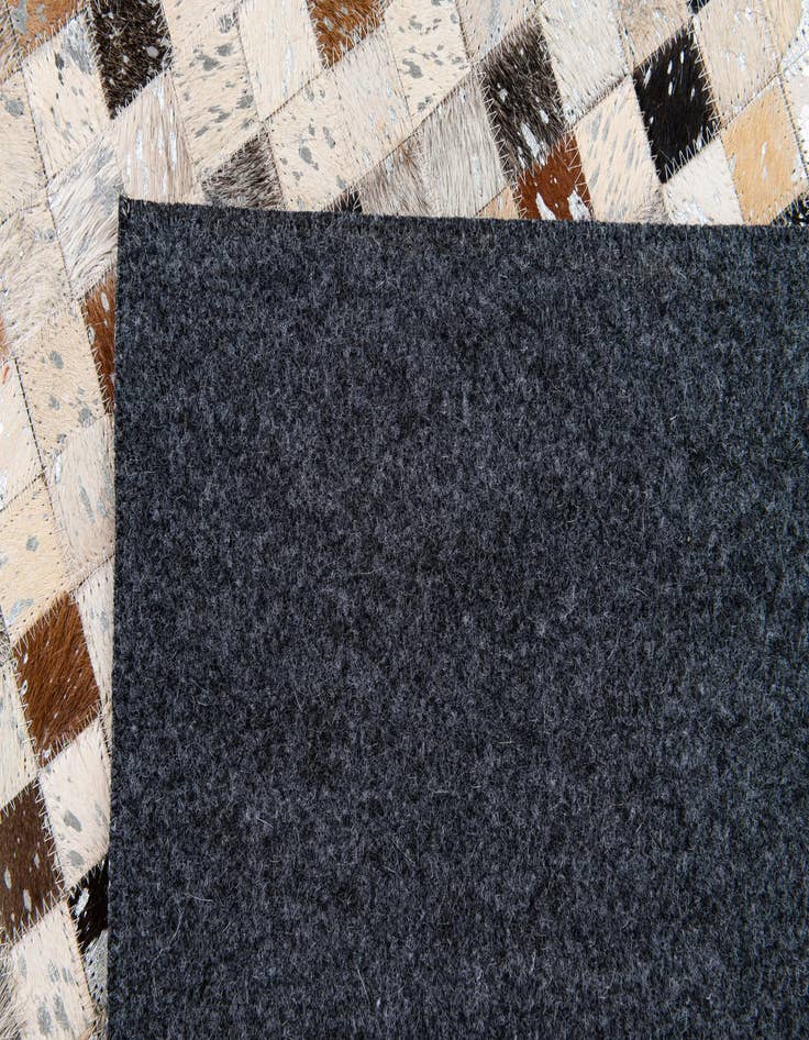 Detail image of 5' 3 x 7' 6 Cowhide Stocks Rug