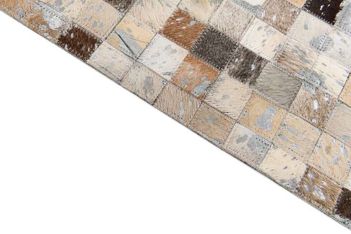 5' 3 x 7' 5 Cowhide Stocks Rug