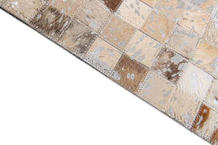 5' 2 x 7' 5 Cowhide Stocks Rug