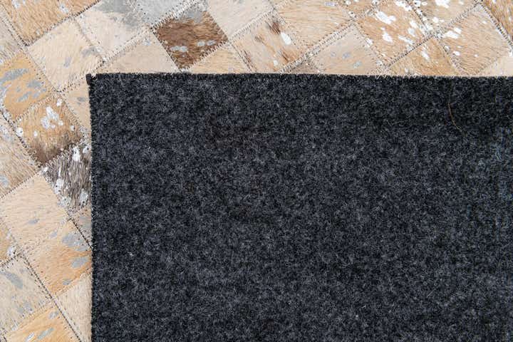 5' 2 x 7' 5 Cowhide Stocks Rug