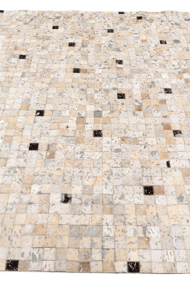 Detail image of 5' 4 x 7' 6 Cowhide Stocks Rug