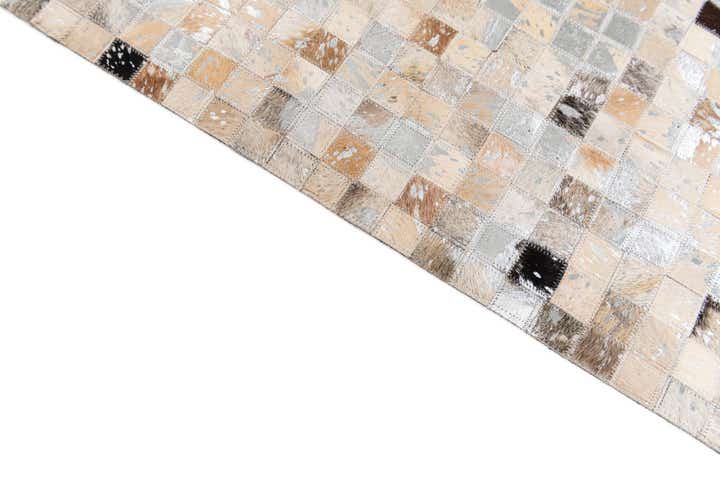 5' 5 x 7' 8 Cowhide Stocks Rug