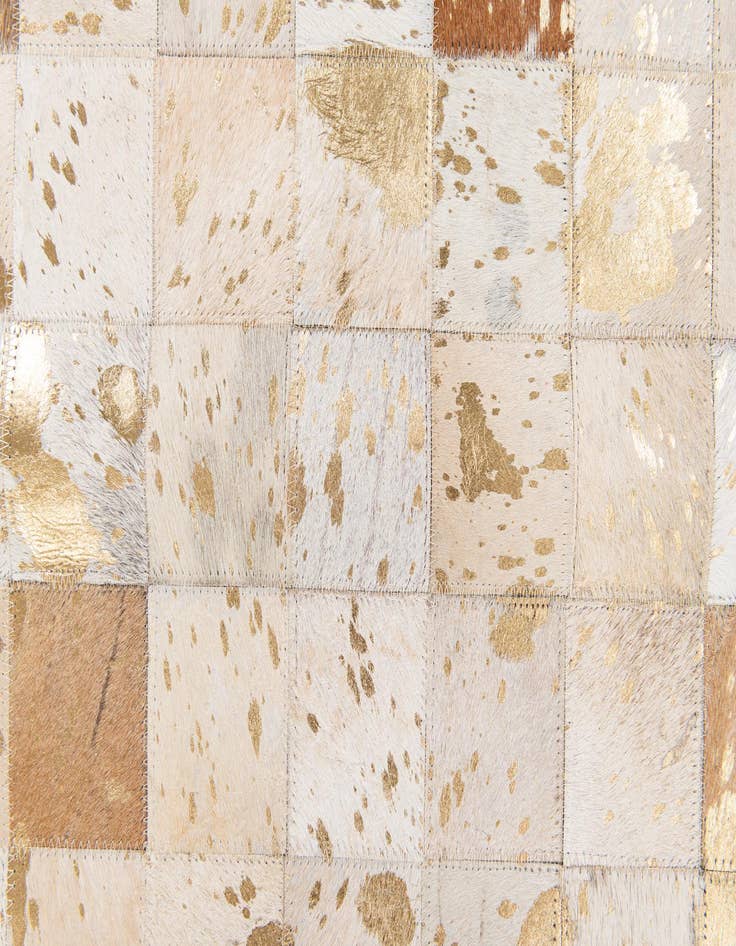 Detail image of 8' x 9' 9 Cowhide Stocks Rug