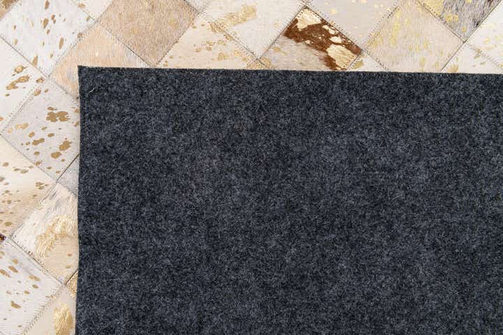 7' 6 x 9' 10 Cowhide Stocks Rug