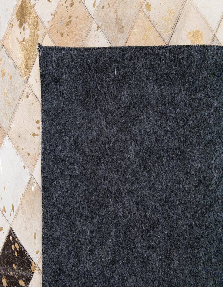 Detail image of 8' 1 x 9' 9 Cowhide Stocks Rug