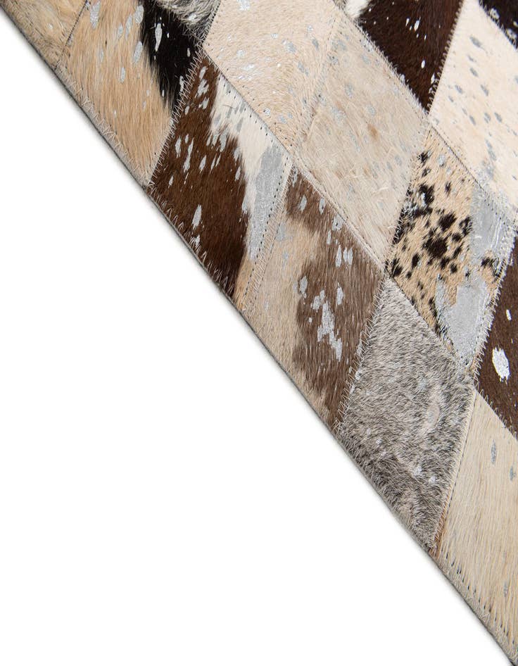 Detail image of 8' x 10' Cowhide Stocks Rug