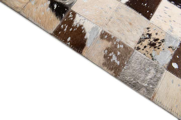 8' x 10' Cowhide Stocks Rug