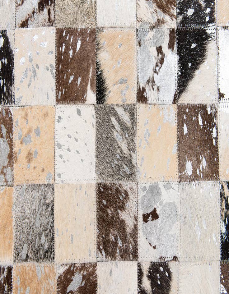 Detail image of 8' x 10' Cowhide Stocks Rug