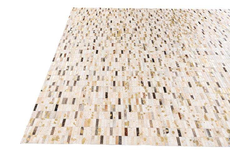 Detail image of 8' x 10' 1 Cowhide Stocks Rug