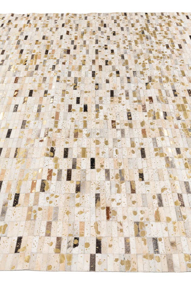 Detail image of 8' x 10' 1 Cowhide Stocks Rug