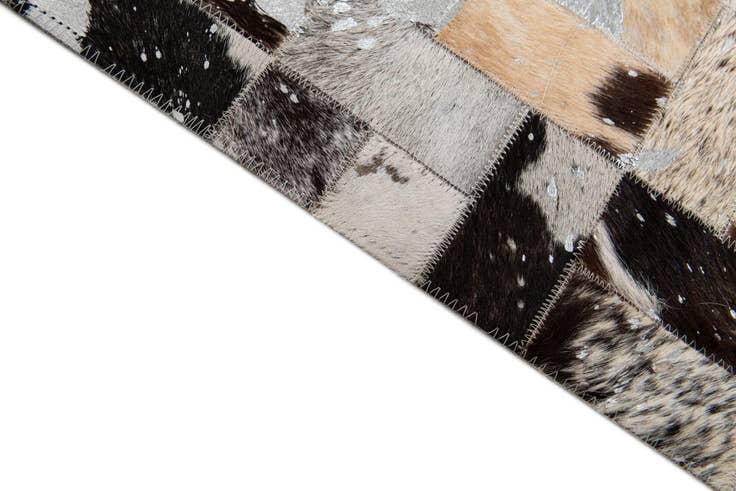 Detail image of 7' 11 x 9' 10 Cowhide Stocks Rug