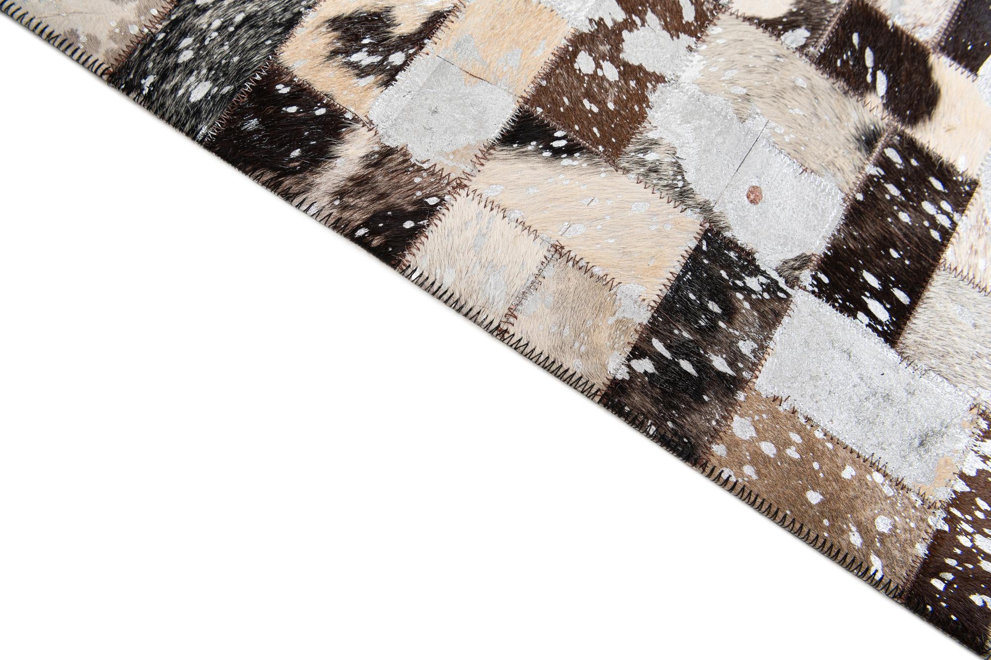 8' 1 x 10' Cowhide Stocks Rug
