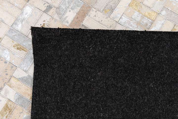 7' 11 x 9' 11 Cowhide Stocks Rug