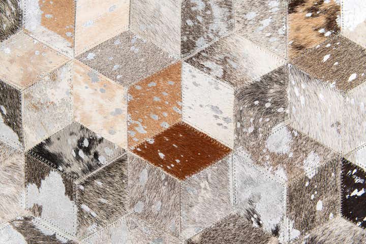 8' x 10' Cowhide Stocks Rug