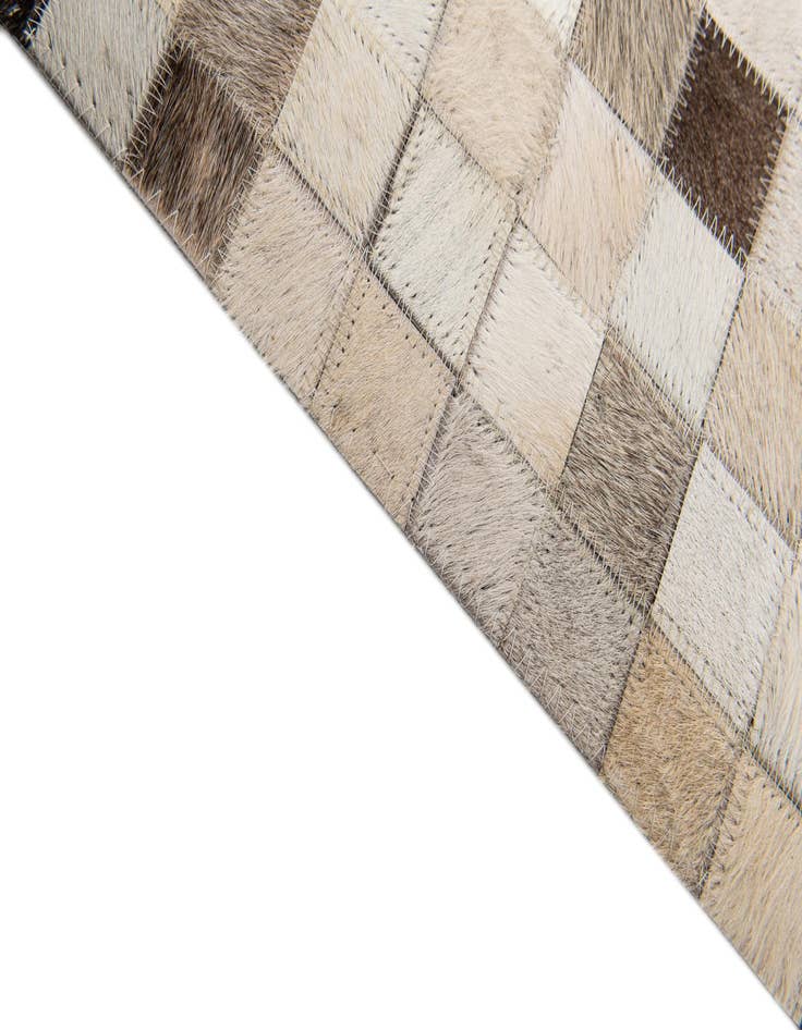 Detail image of 8' x 10' Cowhide Stocks Rug