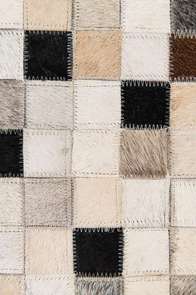 8' x 10' Cowhide Stocks Rug