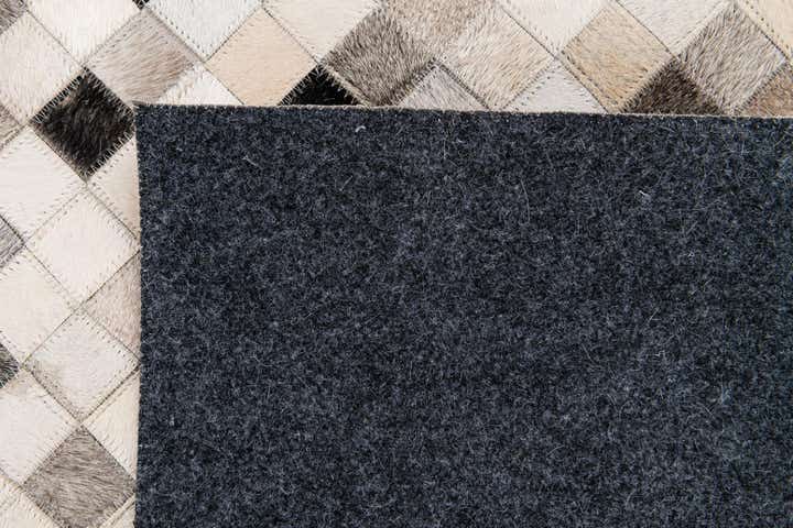 8' x 10' Cowhide Stocks Rug