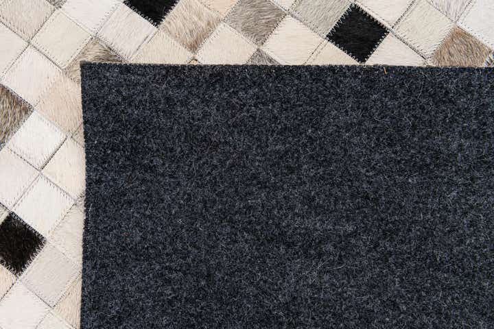 8' x 9' 10 Cowhide Stocks Rug