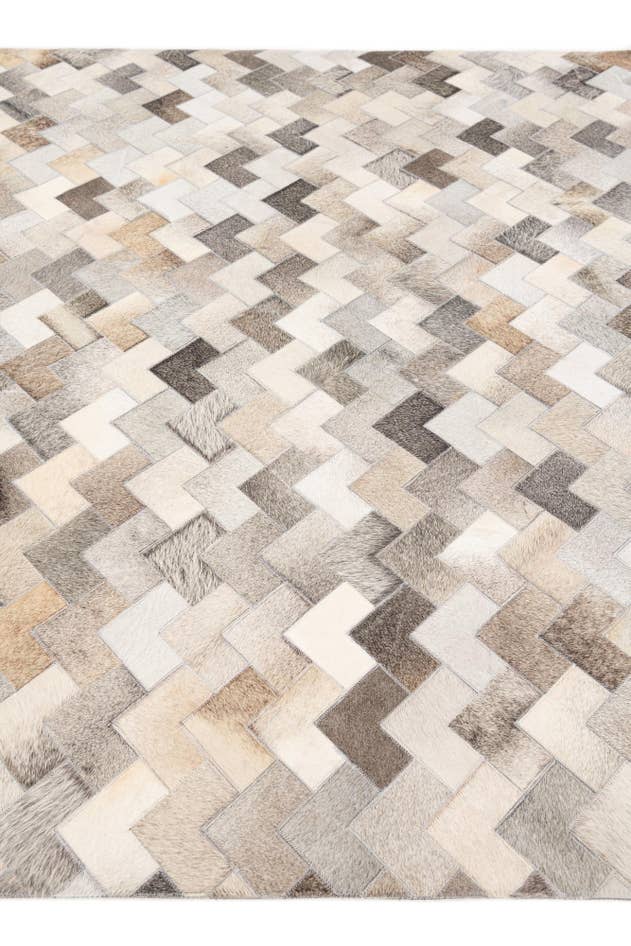 Detail image of 5' 7 x 7' 10 Cowhide Stocks Rug
