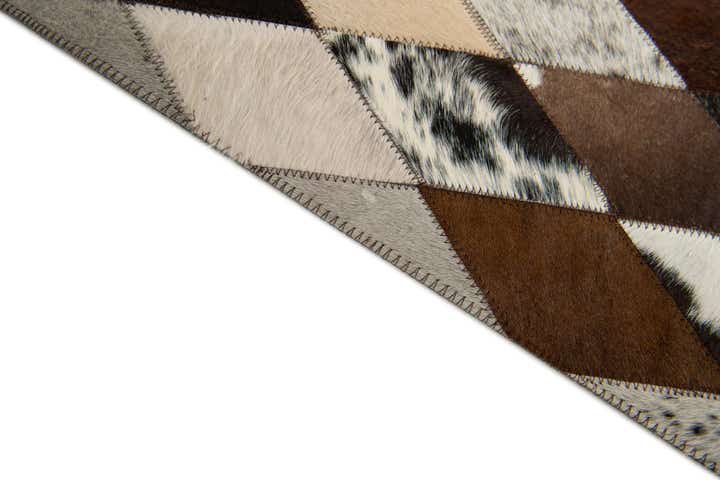 5' 7 x 8' Cowhide Stocks Rug