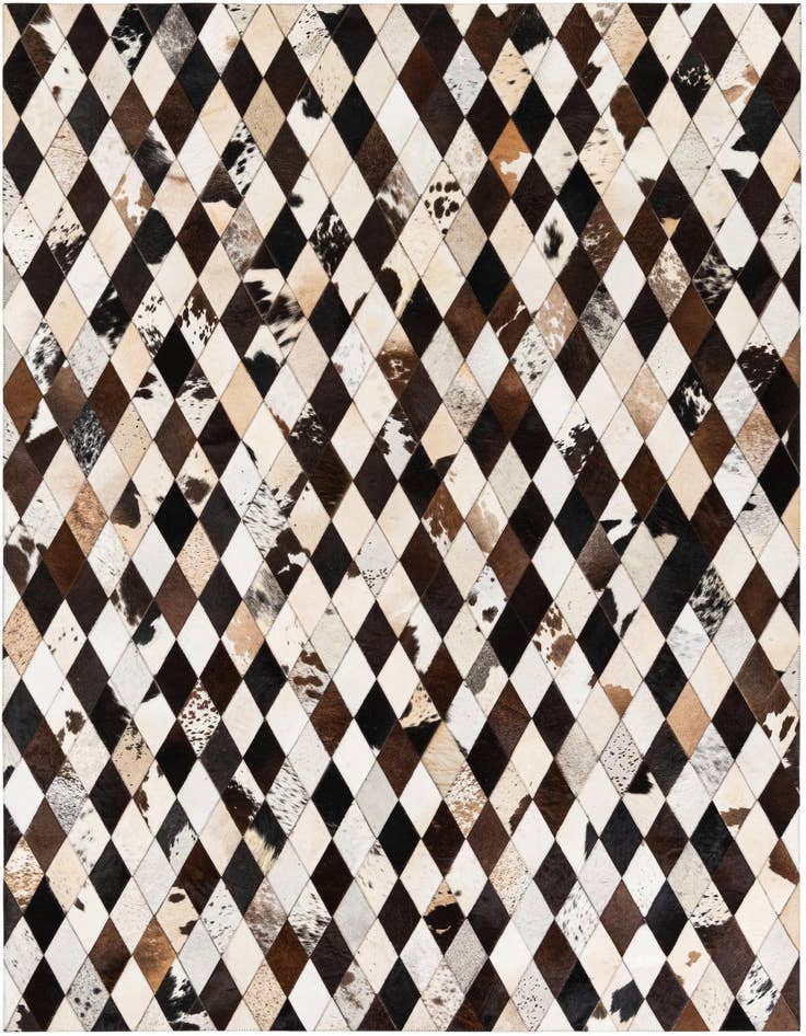 Detail image of 5' 7 x 8' Cowhide Stocks Rug