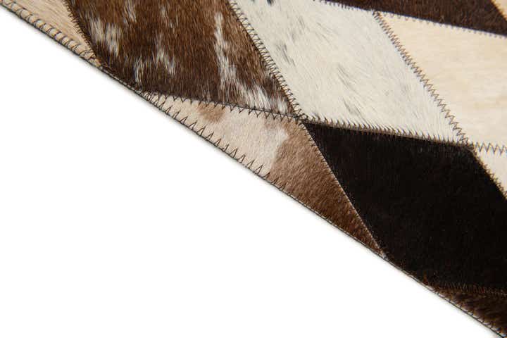 5' 8 x 8' Cowhide Stocks Rug