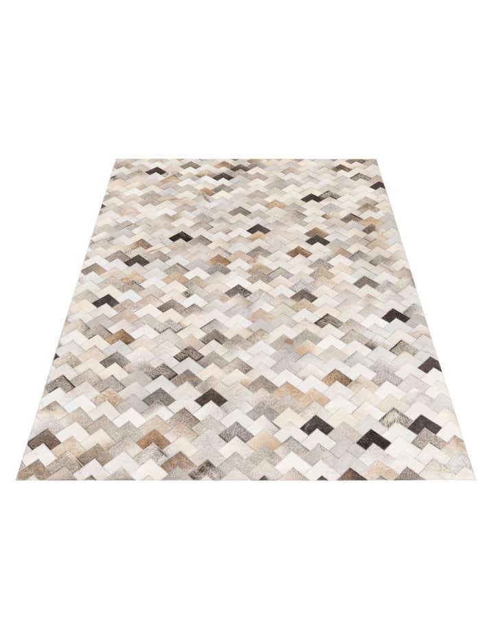 5' 7 x 7' 10 Cowhide Stocks Rug