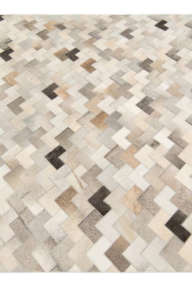 Detail image of 5' 7 x 7' 10 Cowhide Stocks Rug