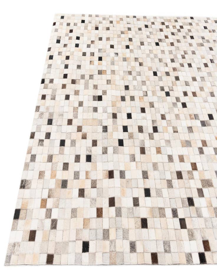 Detail image of 5' x 7' 11 Cowhide Stocks Rug