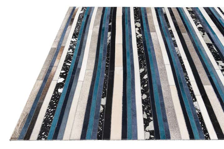 5' x 8' Cowhide Stocks Rug