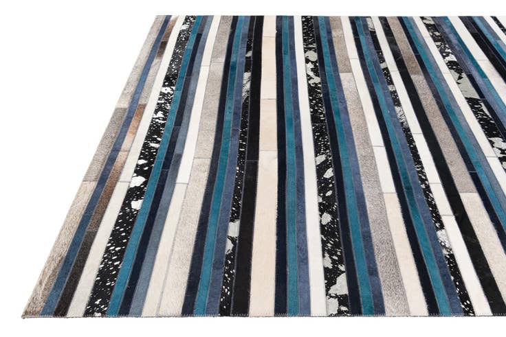 Detail image of 5' x 8' Cowhide Stocks Rug