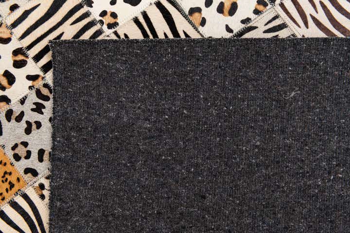 5' 1 x 8' Cowhide Stocks Rug