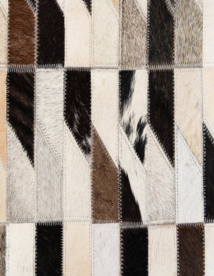 Detail image of 5' x 8' Cowhide Stocks Rug
