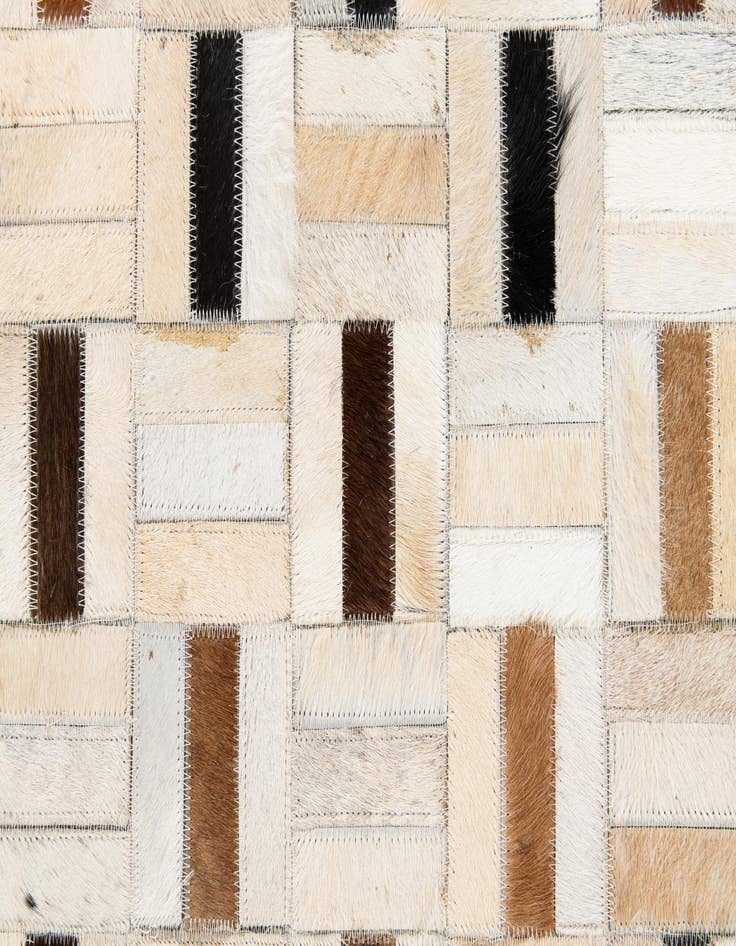 Detail image of 5' 1 x 8' Cowhide Stocks Rug