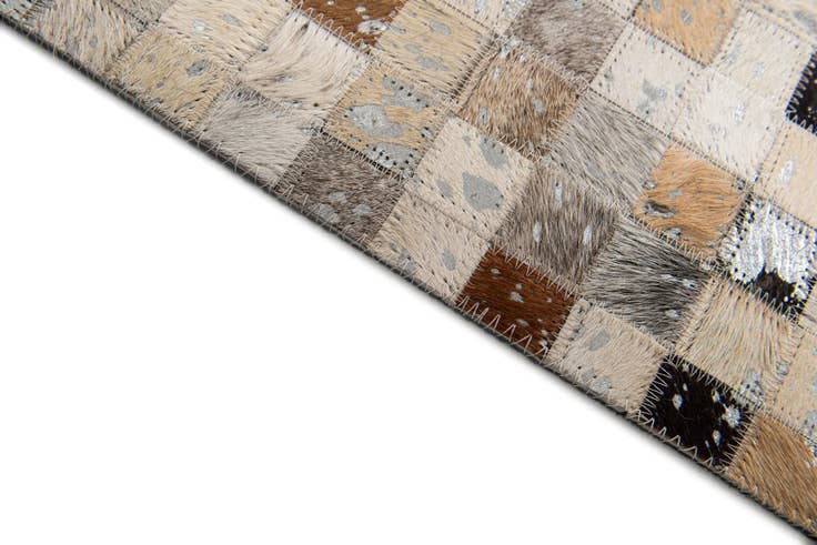 Detail image of 5' 4 x 7' 6 Cowhide Stocks Rug