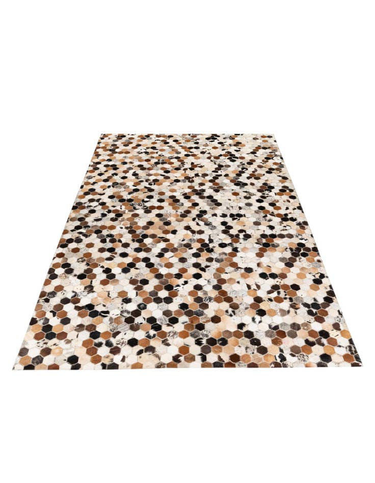 Detail image of 5' x 7' 10 Cowhide Stocks Rug