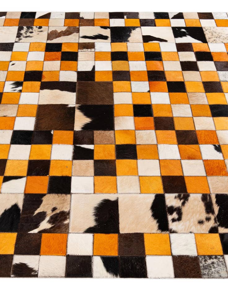 Detail image of 5' x 8' 1 Cowhide Stocks Rug