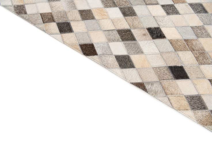 Detail image of 5' 7 x 7' 10 Cowhide Stocks Rug