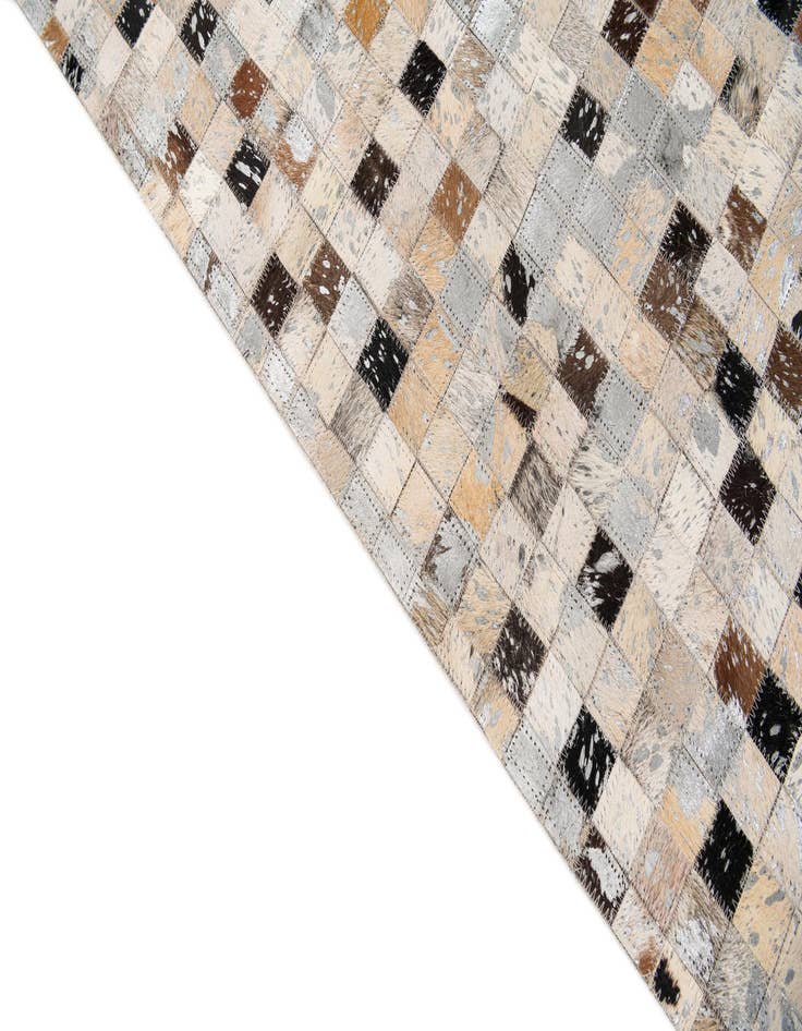 Detail image of 5' 3 x 7' 6 Cowhide Stocks Rug