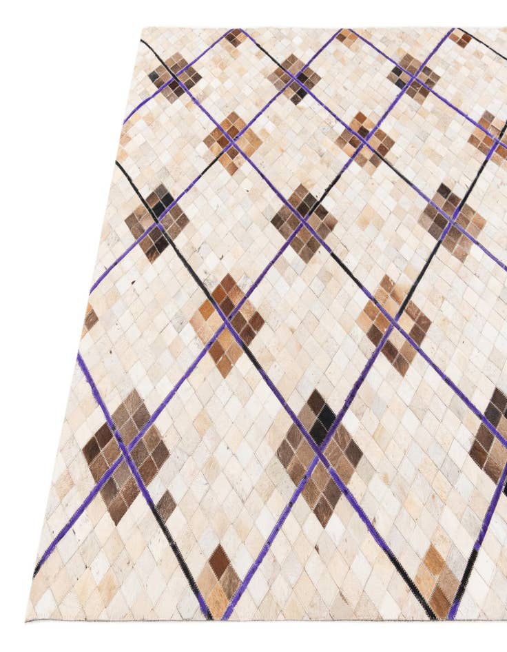 Detail image of 5' x 8' Cowhide Stocks Rug