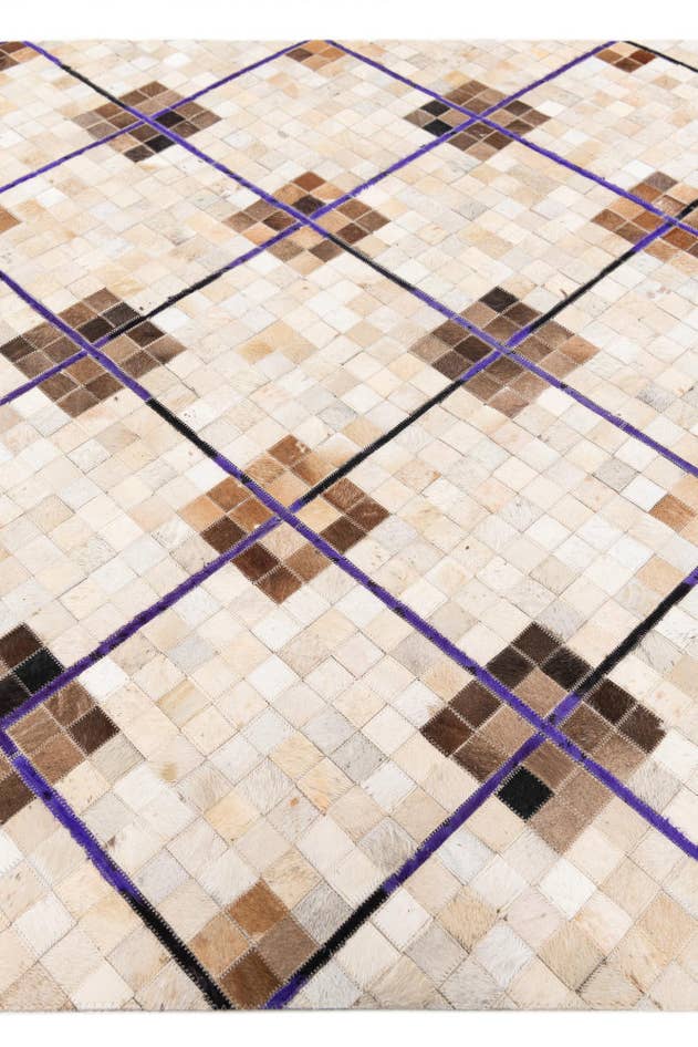 Detail image of 5' x 8' Cowhide Stocks Rug