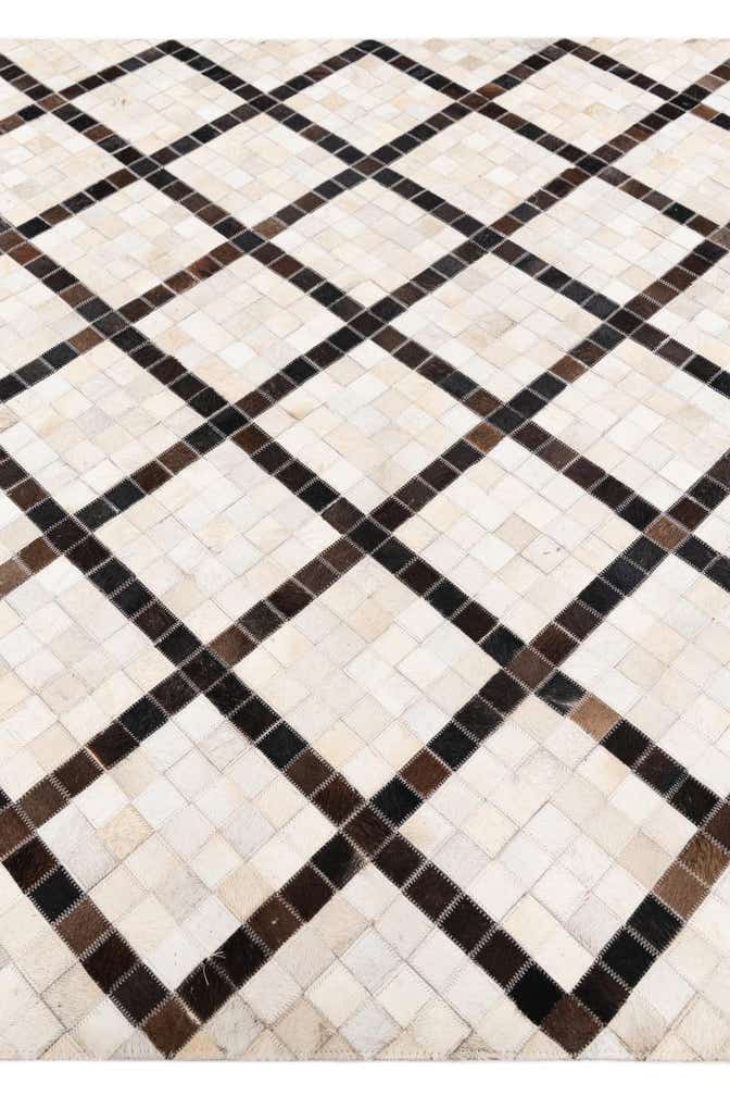 5' x 7' 10 Cowhide Stocks Rug