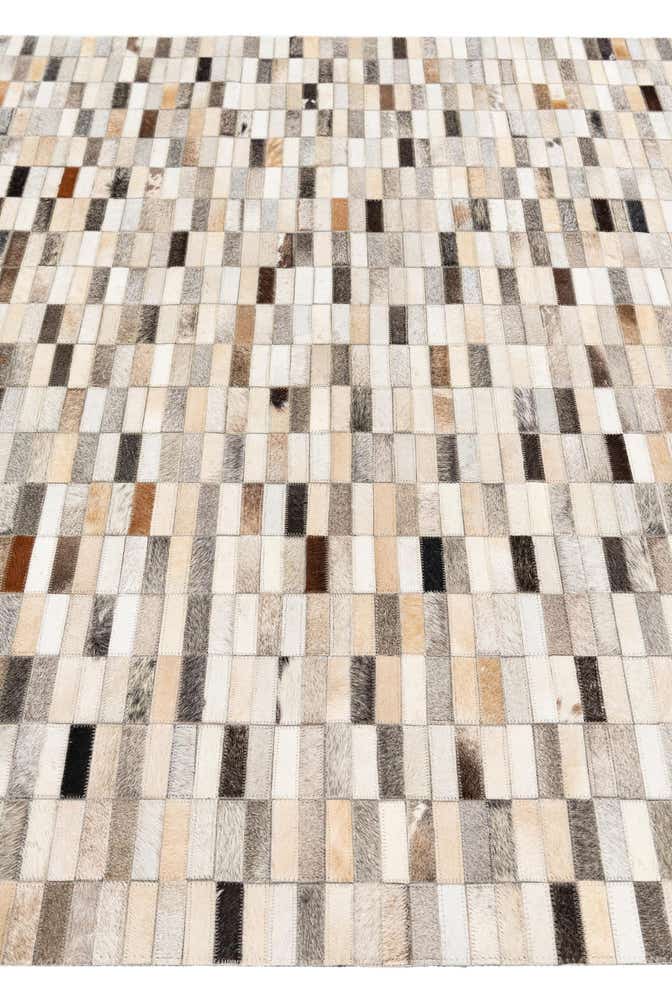 5' 1 x 8' Cowhide Stocks Rug